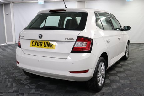 Skoda Fabia SE MPI 11