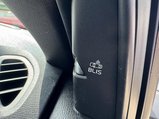 Volvo V40 2.0 D3 R-Design Nav Plus Euro 6 (s/s) 5dr 27
