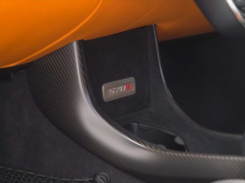 McLaren 570S 3.8T V8 Coupe 2dr Petrol SSG Euro 6 (s/s) (570 ps) 35