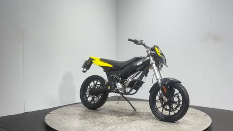 Derbi Senda 50 DRD 2 STROKE PROJECT BIKE 50CC SUPERMOTO GEARED 50 3