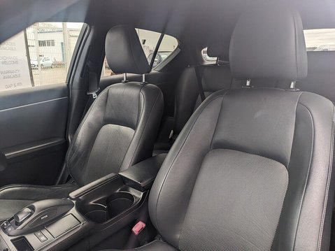 Lexus CT 200H F SPORT 14