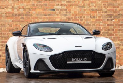 Aston Martin DBS Superleggera 