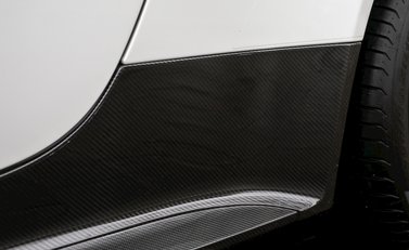 Aston Martin V12 Vantage AMR 30