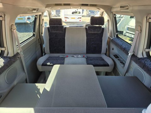 Mazda B Friendee Aero City Runner 16