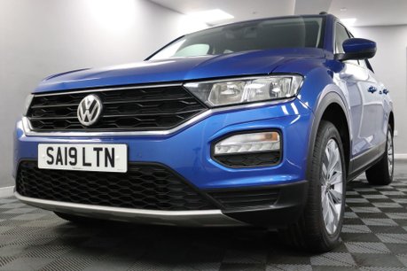 Volkswagen T-Roc SE TDI 28