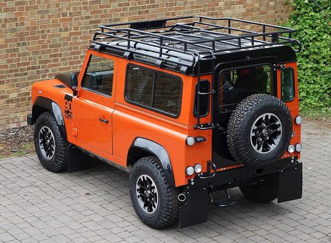 Land Rover 90 Adventure 14