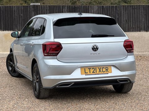 Volkswagen Polo R-LINE TSI DSG 2