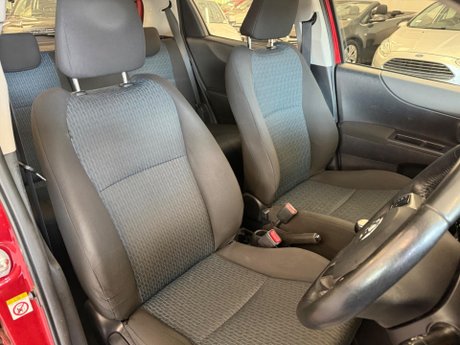 Toyota Yaris 1.33 Dual VVT-i TR Euro 5 5dr 14