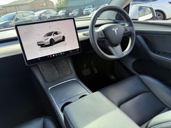 Tesla Model Y (Dual Motor) Long Range SUV 5dr Electric Auto 4WDE (384 bhp) 28