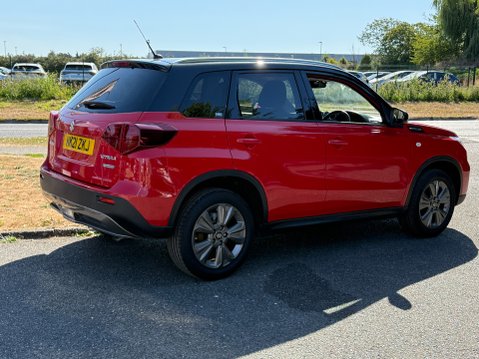 Suzuki Vitara SZ-T BOOSTERJET MHEV 4