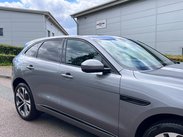 Jaguar F-Pace 2.0 D200 MHEV R-Dynamic HSE Auto AWD Euro 6 (s/s) 5dr 12