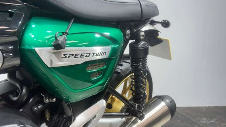 Triumph Speed Twin 2021 11K 1 OFF CUSTOM OUTSTANDING CONDITION MODERN RETRO 16
