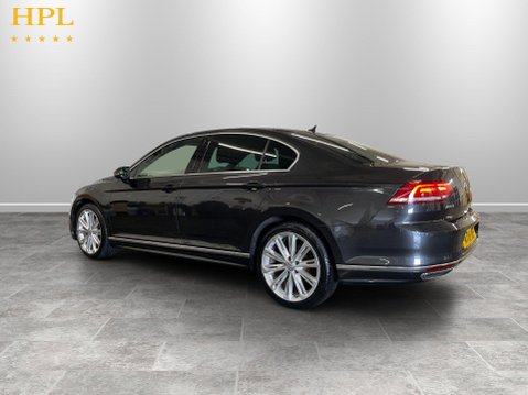 Volkswagen Passat 2.0 TDI R-Line Saloon 4dr Diesel Manual Euro 6 (s/s) (150 ps) 5