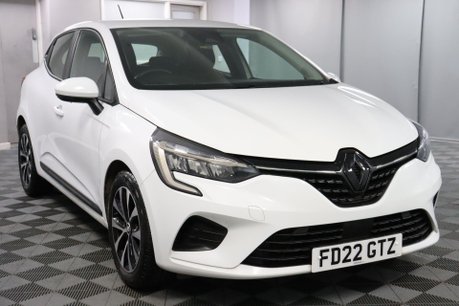 Renault Clio ICONIC EDITION TCE 30