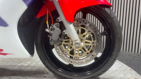 Honda CBR 1997 F3 RUNNING PROJECT SPARES OR REPAIR SPORTS BIKE 600CC 10