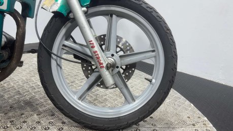 Hyosung Cruise 2002 31K PROJECT BIKE CRUISER 125CC SPARES OR REPAIR 9