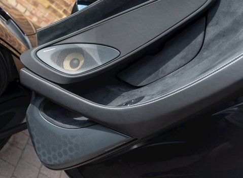 McLaren 570S Spider 23