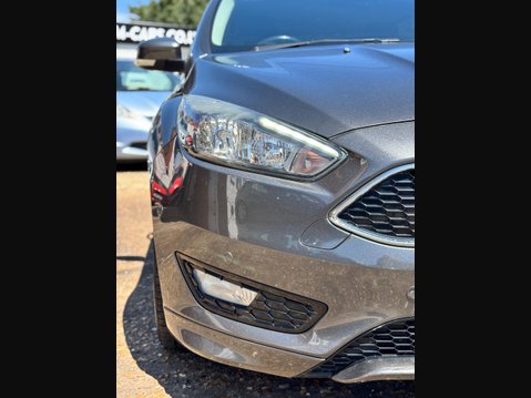 Ford Focus 1.5T EcoBoost Zetec S Euro 6 (s/s) 5dr 3
