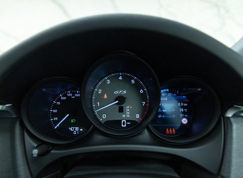 Porsche Macan GTS 14