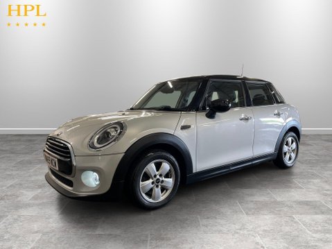 Mini Hatch 1.5 Cooper Classic Hatchback 5dr Petrol Manual Euro 6 (s/s) (136 ps) 3