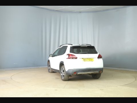 Peugeot 2008 PURETECH S/S GT LINE 4