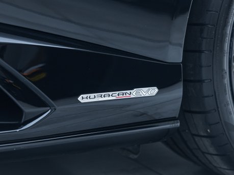 Lamborghini Huracan LP640-4 EVO 