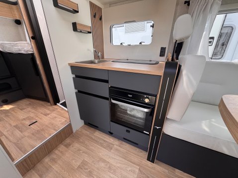 Pilote P740FGJ Evidence 2025 MODEL 21