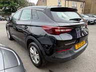 Vauxhall Grandland X SE PREMIUM 4