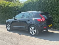 Volvo XC40 2.0 D3 Momentum SUV 5dr Diesel Auto Euro 6 (s/s) (150 ps) 7