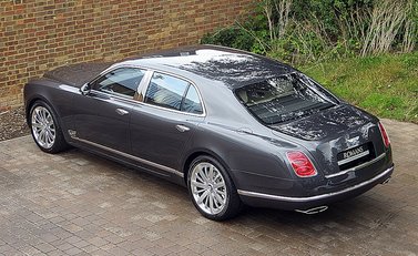 Bentley Mulsanne Mulliner 12