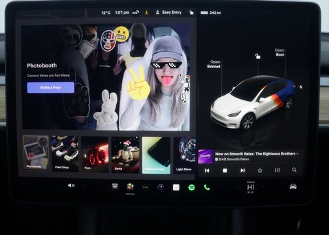 Tesla Model Y Model Y RWD 5dr 27