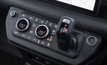 Land Rover Defender 110 X P400 20