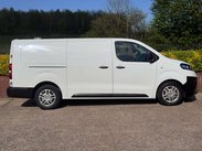 Vauxhall Vivaro 2.0 Vivaro 3100 Dynamic S/S 10