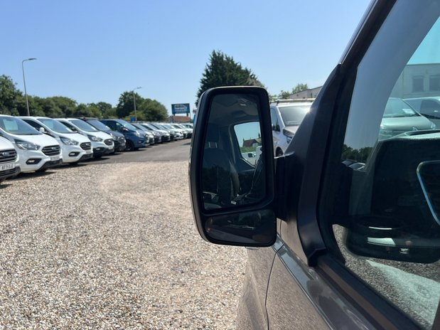 Ford Transit Custom SWB L1H1 (SOLD) Low Roof Limited 280 Air Con Alloys Sensors EURO 6 NO VAT 19