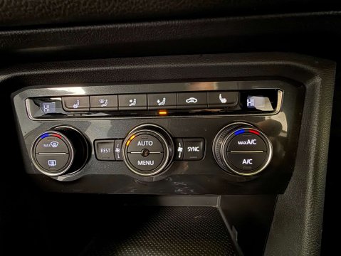Volkswagen Tiguan 2.0 Tiguan Allspace SEL TDI 4Motion Semi-Auto 4WD 5dr 38
