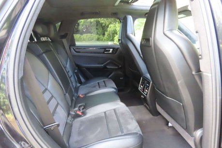 Porsche Cayenne 4.0T V8 GTS TiptronicS 4WD Euro 6 (s/s) 5dr 9