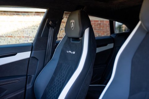 Lamborghini Urus 4.0 V8 BiTurbo S Auto 4WD Euro 6 5dr 50