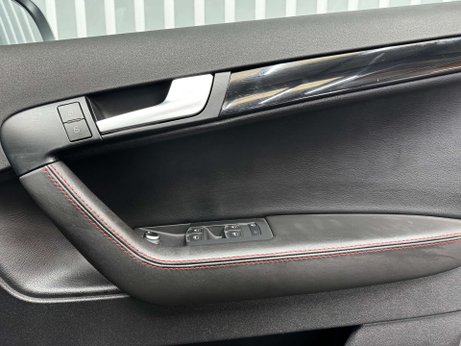 Audi RS3 2.5 TFSI Sportback 5dr Petrol S Tronic quattro Euro 5 (340 ps) 18