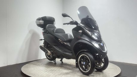 Piaggio MP3 LT SPORT 2015 ONLY 23K RIDE ON A CAR LICENCE TRIKE 3 WHEELER BIKE 3