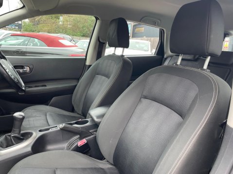 Nissan Qashqai 1.6 Acenta 2WD Euro 5 (s/s) 5dr 21