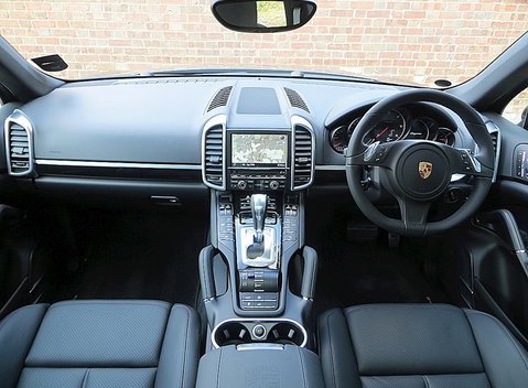 Porsche Cayenne Diesel 12
