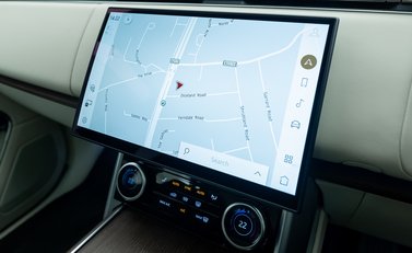 Land Rover Range Rover P510e Autobiography 31