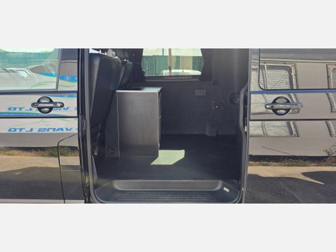 Volkswagen Transporter T5.1 HIGHLINE CAMPPER DAY VAN LWB 2.0 TDI 140ps NO VAT 16