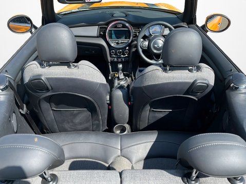 Mini Convertible 1.5 Cooper 2dr [Chili/Media Pack XL] 14