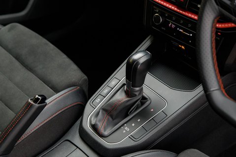 SEAT Ibiza TSI FR SPORT DSG 38