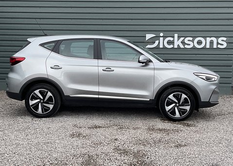 MG ZS EV 72.6 kWh SE 8