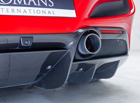 Ferrari F8 Spider 46