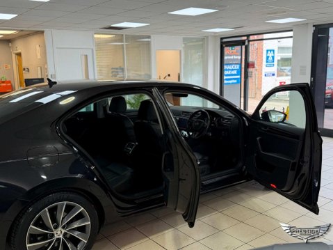 Skoda Superb 2.0 TDI Laurin & Klement DSG Euro 6 (s/s) 5dr 48
