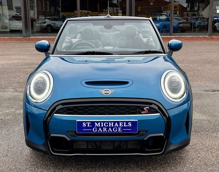 Mini Convertible 2.0 Cooper S Classic 2dr 5