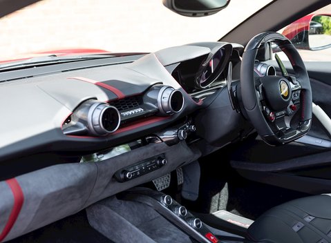 Ferrari 812 Superfast 14